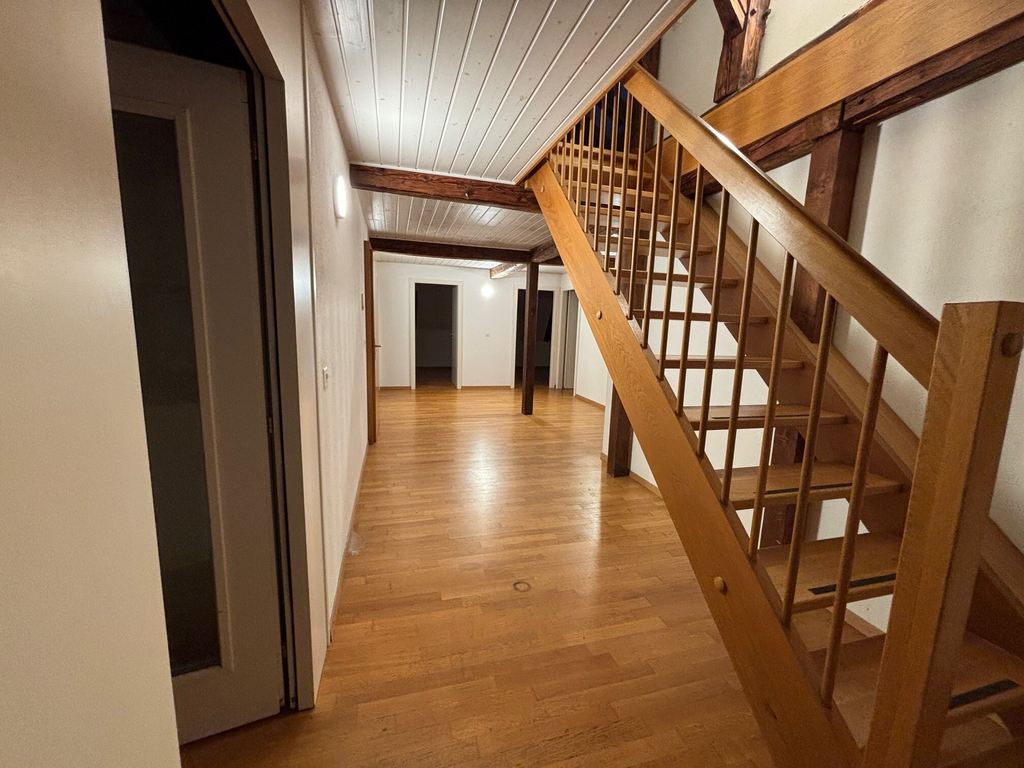 Splendide appartement de 5.5 pièces sous les combles