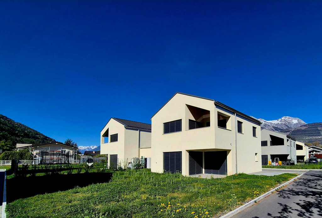 Opportunité! Superbes villas jumelles de 4.5 pièces